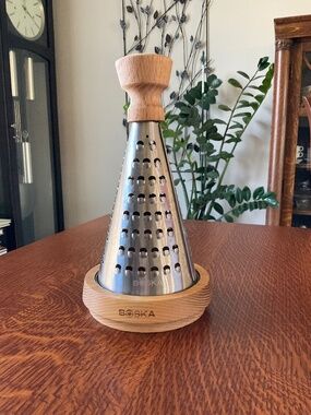 Boska cheese grater